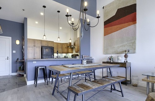 Bromont Apartment | Magnificent condo at Cercle-des-Cantons in Bromont