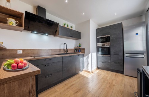 Orcieres-Merlette Ski Chalet | Magnificent fully renovated apartment with fireplace in chalet
