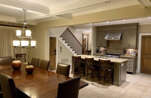 Windermere Cottage | Magnificent Lakefront Cottage @ Windermere
