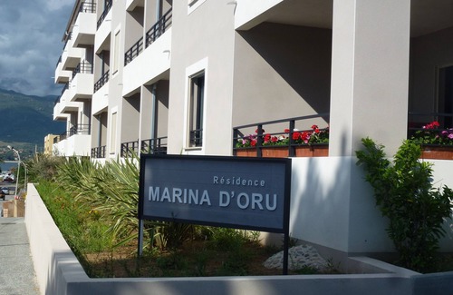 Propriano Apartment | Magnificent new apartment with sea view terrace