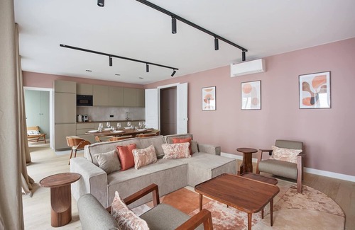 Les Halles Apartment | Magnificent New Apartment Beaubourg/le Marais