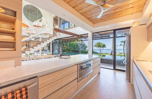 Junquillal House | Magnificent Oceanfront Luxury Villa