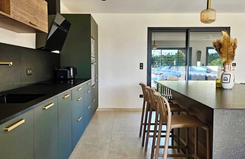 Ventiseri Villa | Magnificent sea-view villa with private pool