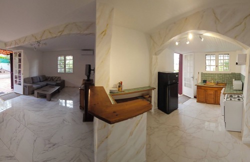 La Garde House | Magnificent villa with swimming pool and private jacuzzi