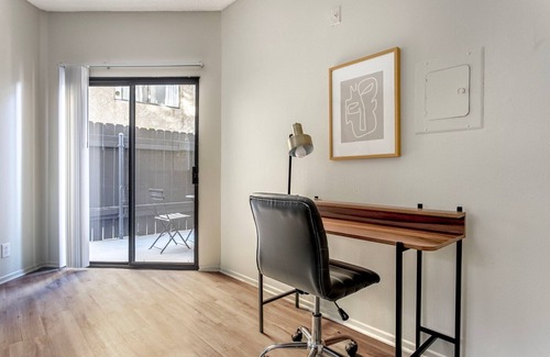 Westwood Apartment | Magnificent Westwood 1BR, close to UCLA, by Blueground