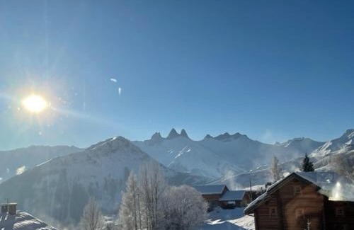 La Toussuire Apartment | Magnifique chalet sur les pistes, le Paradis c'est là!