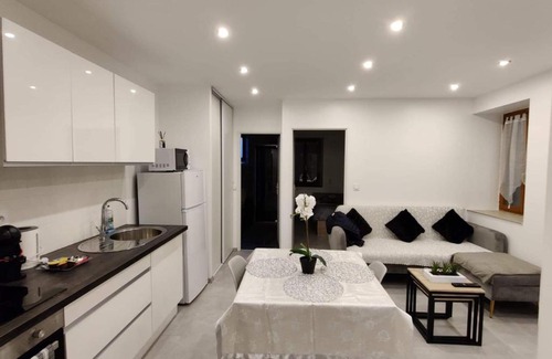 Saint-Jean-de-Maurienne Apartment | Magnifique appartement avec terrasse privée