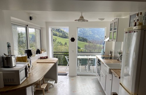 Rencurel House | Magnifique Maison Rénovée en Plein Coeur du Vercors