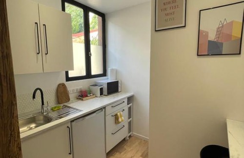 Provins Apartment | Magnifique Studio Cosy avec Terrasse en Centre-Ville