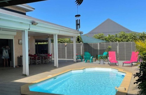 Sainte-Rose Villa | MAGNIFIQUE VILLA AVEC PISCINE ET JARDIN
