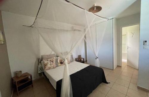 Sainte-Rose Villa | MAGNIFIQUE VILLA AVEC PISCINE ET JARDIN