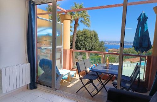 Theoule-sur-Mer Apartment | Magnifique vue mer et piscine - Les Clés de L Estérel