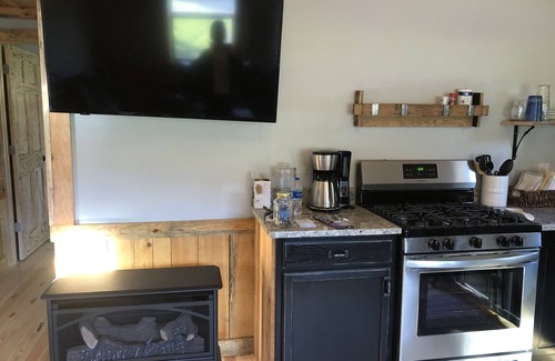 Johnson City Cabin | Magnolia Cabin