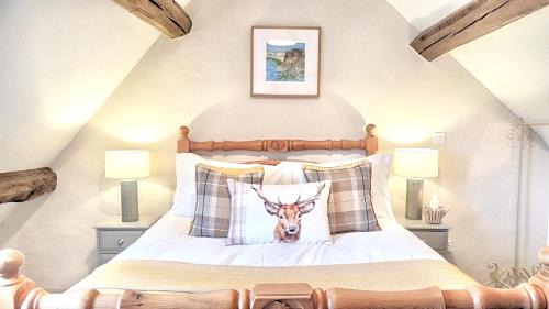 Moreton-in-Marsh House | Magnolia Cottage-Exclusive Cotswold Package