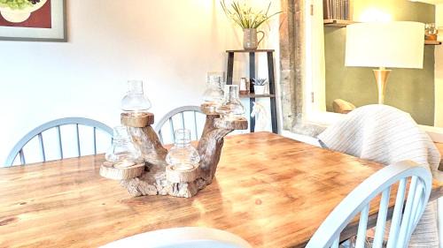 Moreton-in-Marsh House | Magnolia Cottage-Exclusive Cotswold Package
