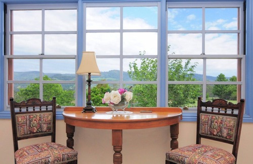 Barrengarry House | Magnolia Cottage - Kangaroo Valley