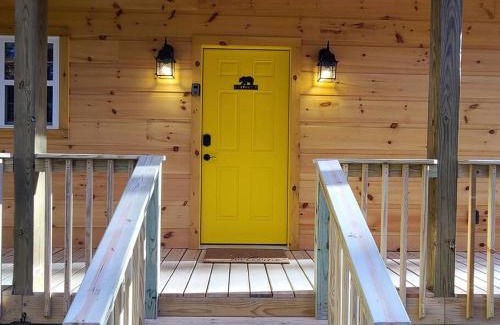 Cosby House | Magnolia Den a Pet-friendly Cabin Getaway near Gatlinburg