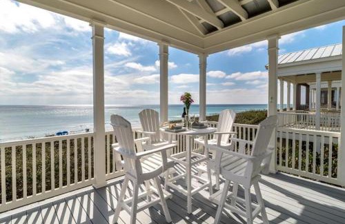 Seaside House | Magnolia Honeymoon Cottage