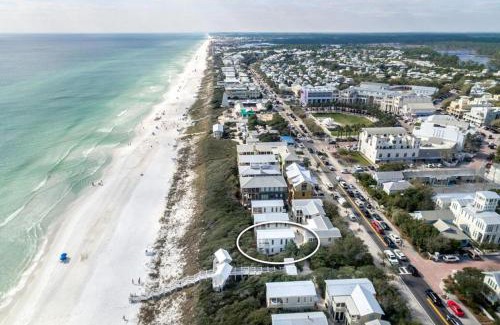 Seaside House | Magnolia Honeymoon Cottage