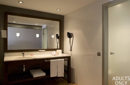 Salou City Centre Hotel | Magnolia Hotel Salou - Adults Only