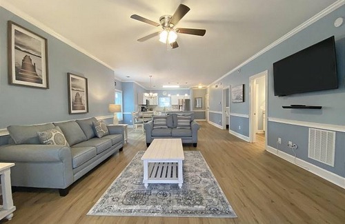 Central Myrtle Beach Condo | Magnolia Place by Palmetto Vacations