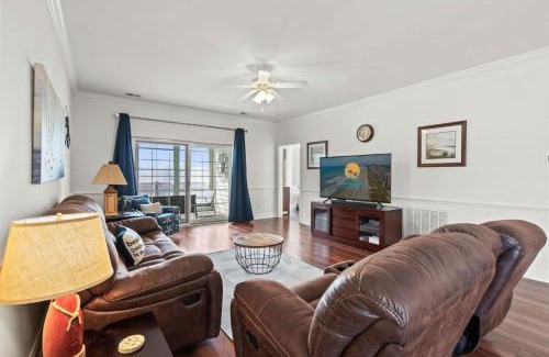 Central Myrtle Beach House | Magnolia Pointe Unit 301