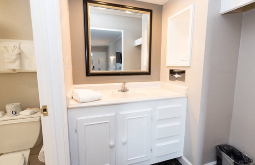 Northwest Hotel | Magnuson Hotel Virginia Beach