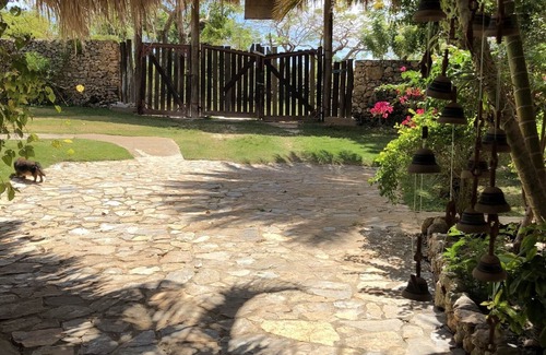Las Galeras Cottage | Magoya del Carmen: a cottage near the beach