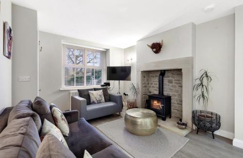 Eastgate House | Magpie Cottage - North East Escapes