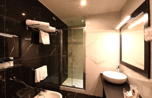 Naples Hotel | Magris Hotel