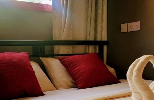 Kampala House | Mahali Guest Home