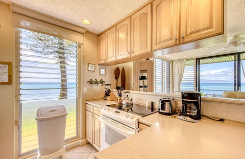 Kahana Condo | Mahina Surf