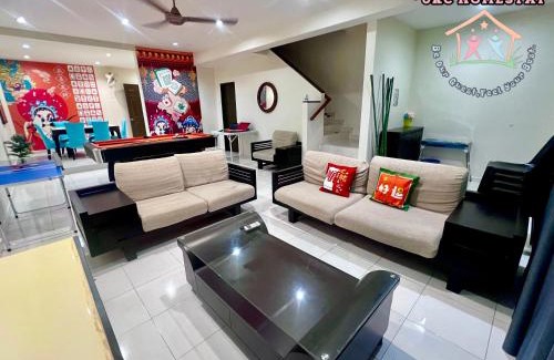 Taman Setia Indah House | Mahjong theatre Austin