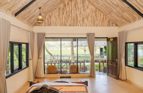 Mai Chau Hotel | Mai Chau Moment Spa & Resort