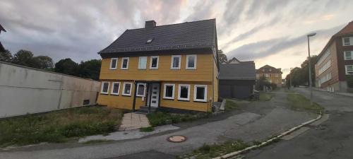 Clausthal-Zellerfeld House | MaiFerien Harz - Haus Silberquelle - bis 14 Personen