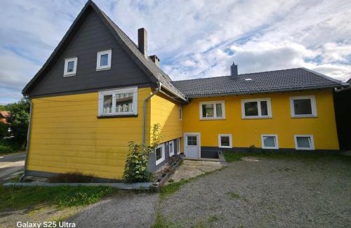 Clausthal-Zellerfeld House | MaiFerien Harz - Haus Silberquelle - bis 14 Personen
