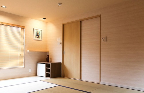 Momoshima House | Main building 2 bedroom apartment / Onomichi Hiroshima