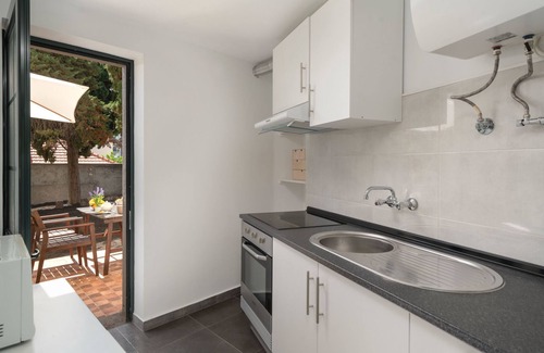 Se Apartment | Main hotel area, garden | Vintage Garden Apartment