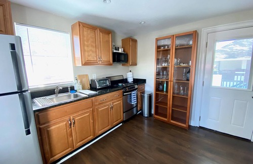 Safety Harbor Apartment | Main St. Retreat