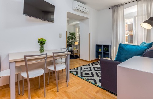 Rijeka Apartment | Main Street Apartments