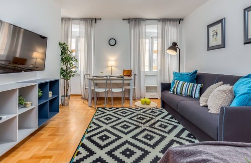 Rijeka Apartment | Main Street Apartments