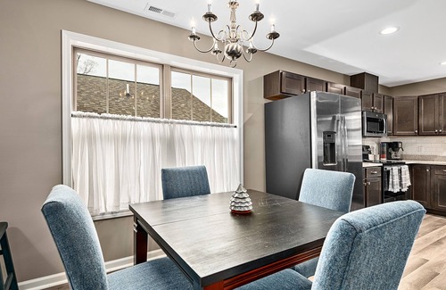 Weaverville House | Main Street Jeep House