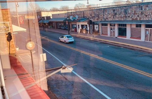 Mountain View Apartment | Main Street Panorama