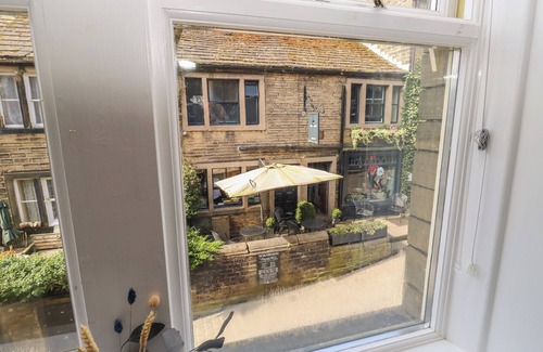 Haworth Cottage | Main Street View