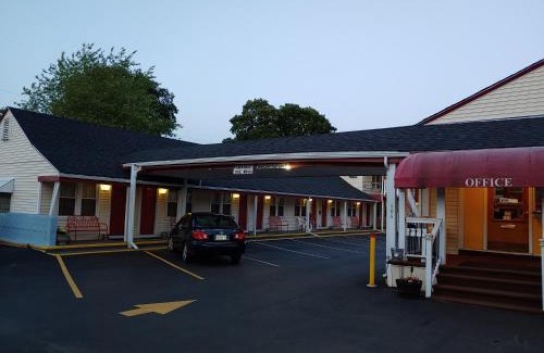 South Portland Hotel | Maine Motel