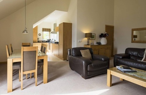 Kenmore Apartment | Mains of Taymouth, Kenmore ~ 5* 4 The Gallops - Upstairs property - sleeps 4 guests in 2 bedrooms