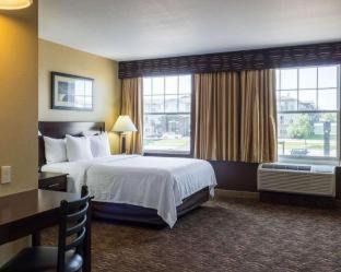Minot Hotel | MainStay Suites Minot