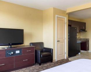 Minot Hotel | MainStay Suites Minot