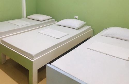 Bacolod Hotel | Mainstreet Pension House by RedDoorz