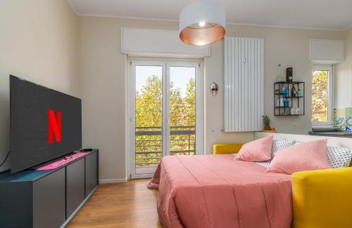 Calvairate Apartment | Maiolica Apartment - Free Parking and great connection to Linate and Duomo